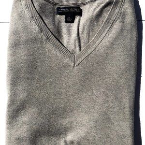 Men's Banana Republic Light V-Neck Sweater Medium